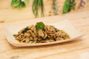 Thermomix Champignons in Knoblauch