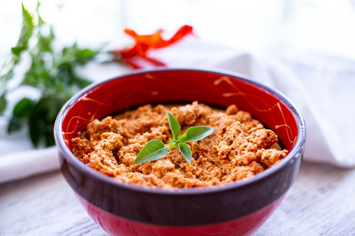 Veganer Tofu-Tomaten-Aufstrich mit dem Thermomix