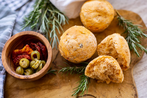 Pampered Chef mediterrane Muffin-Brötchen von oben