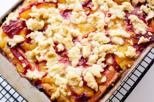 Pampered Chef Pflaumenkuchen auf Ofenzauberer fertig gebacken