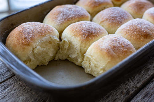 Pampered Chef Ofenhexe Buchteln mit Vanillesauce