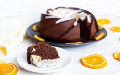 Schokoladen-Orangen-Kuchen in der Gugelhupf-Swirlform