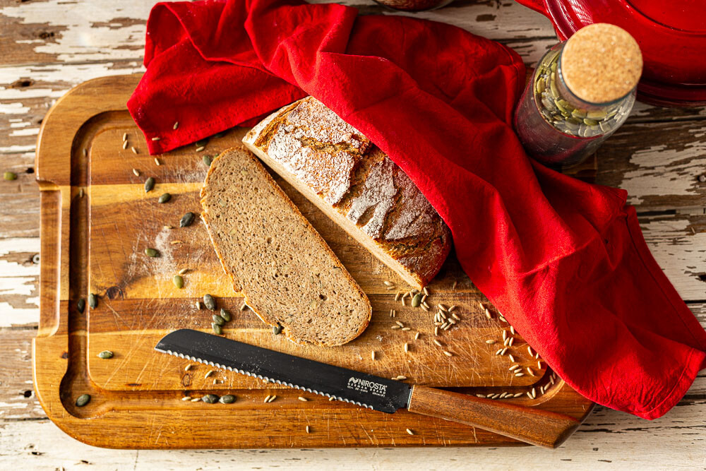 Pampered Chef Roggenmischbrot Dortmund angeschnitten von oben