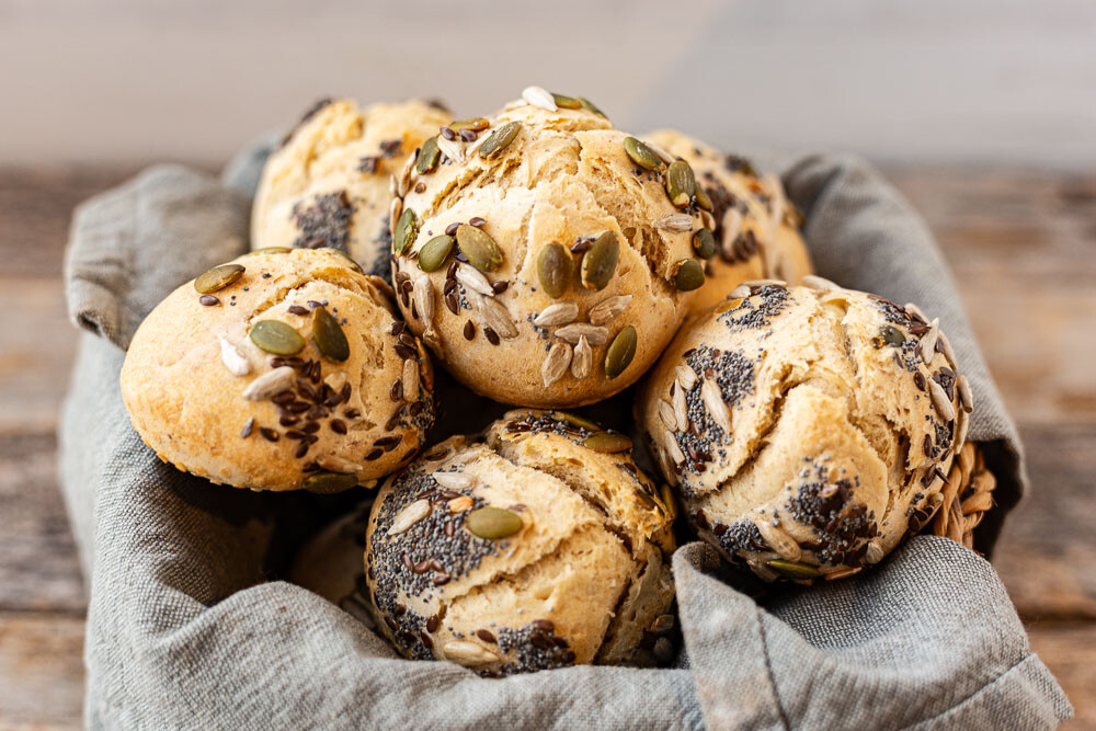 Dinkel-Joghurt-Sauerteig-Brötchen