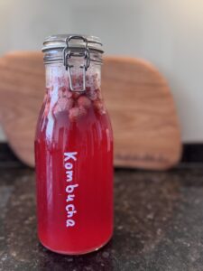 Fertig fermentierter Kombucha
